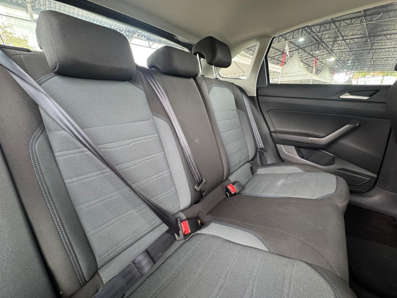 VOLKSWAGEN Nivus - Foto