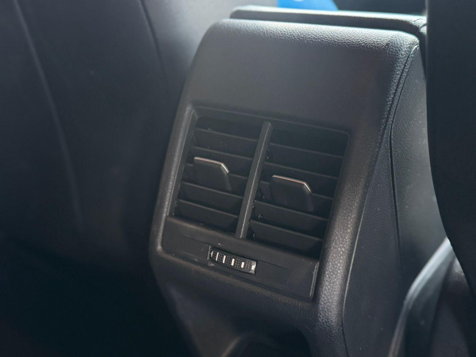 VOLKSWAGEN Nivus - Foto