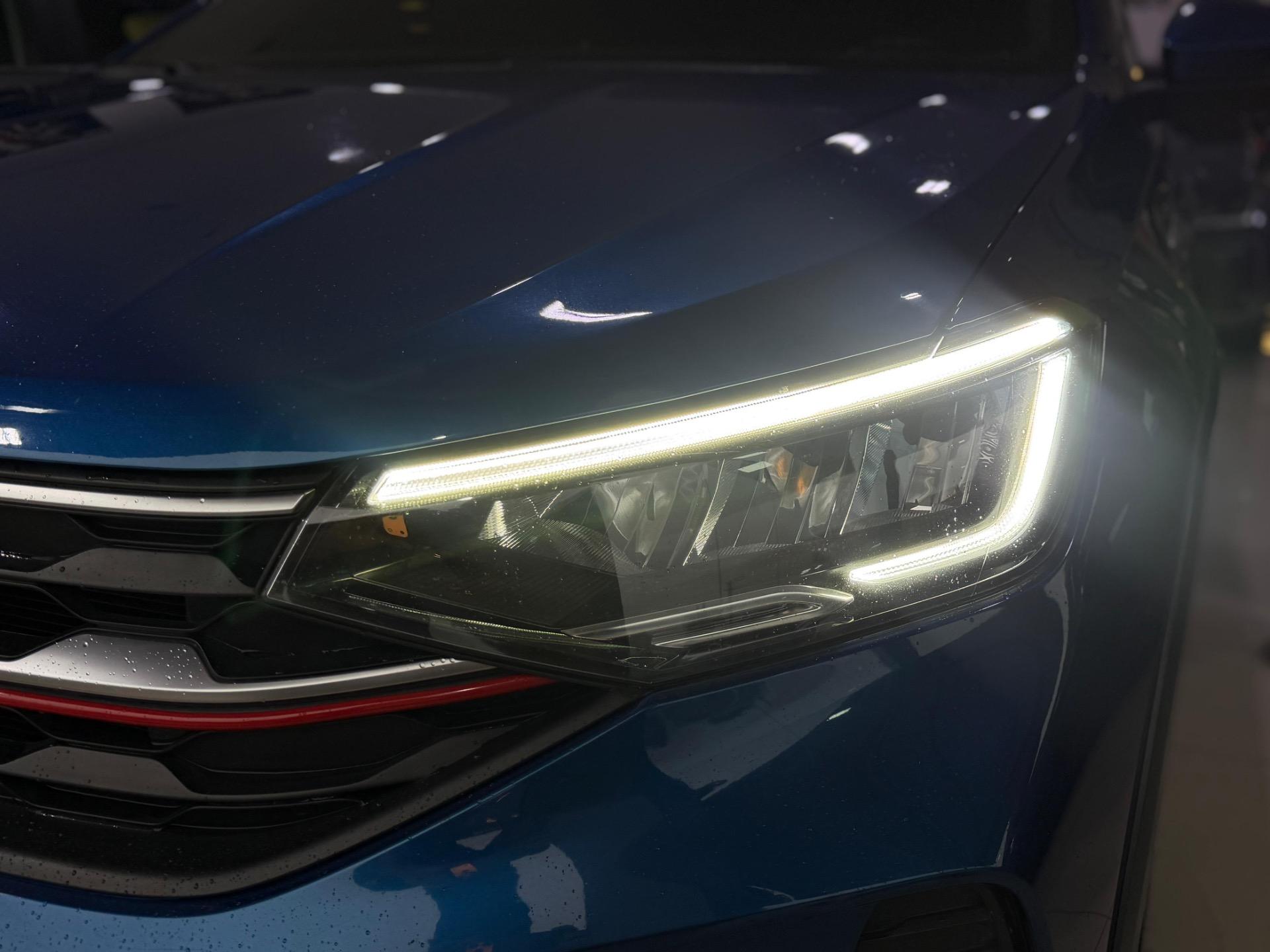 VOLKSWAGEN Nivus - Foto