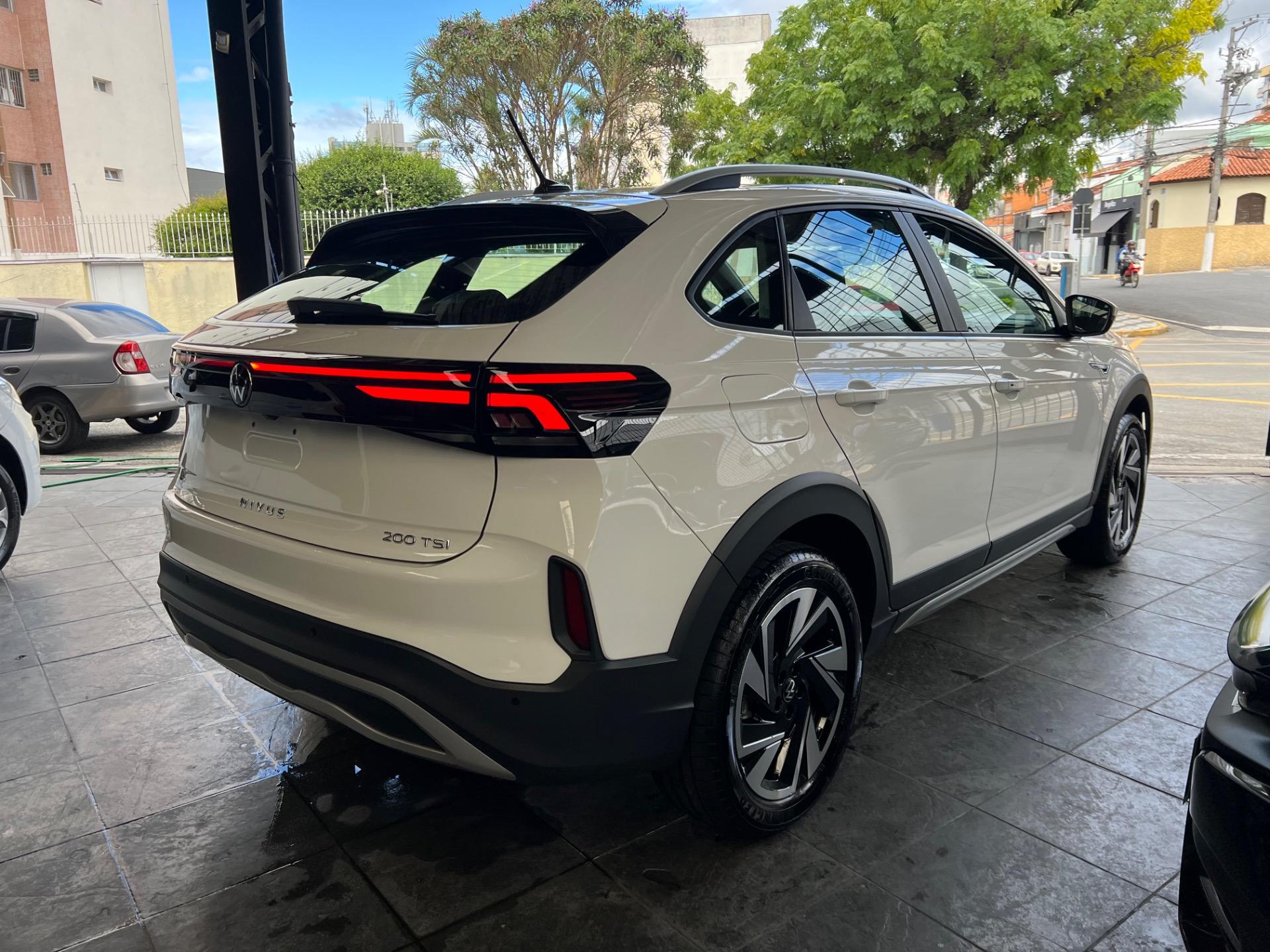 VOLKSWAGEN Nivus - Foto