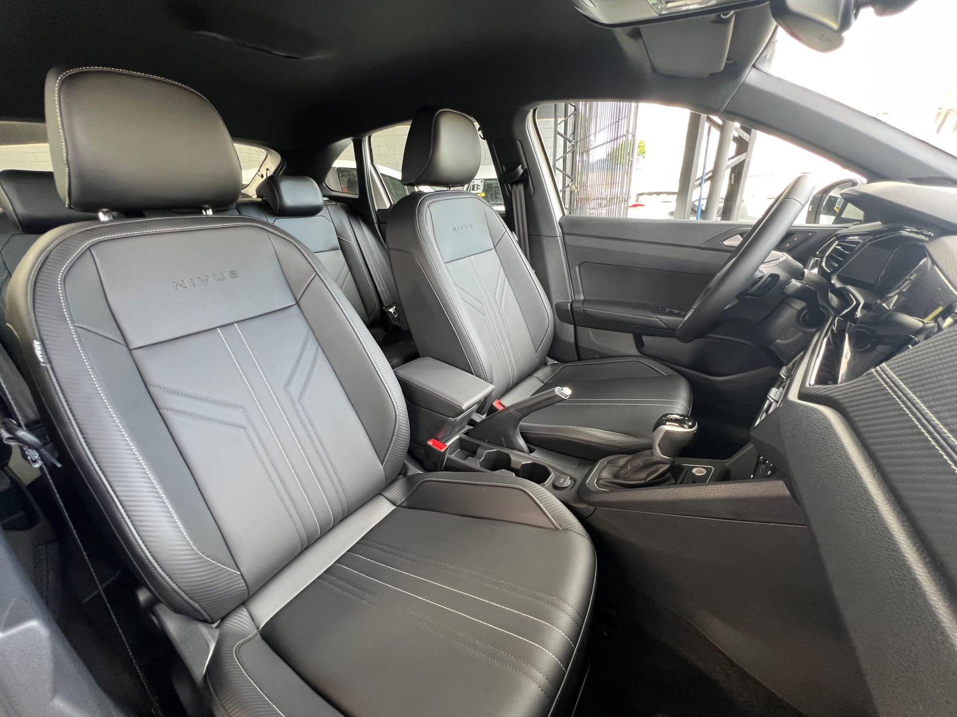 VOLKSWAGEN Nivus - Foto