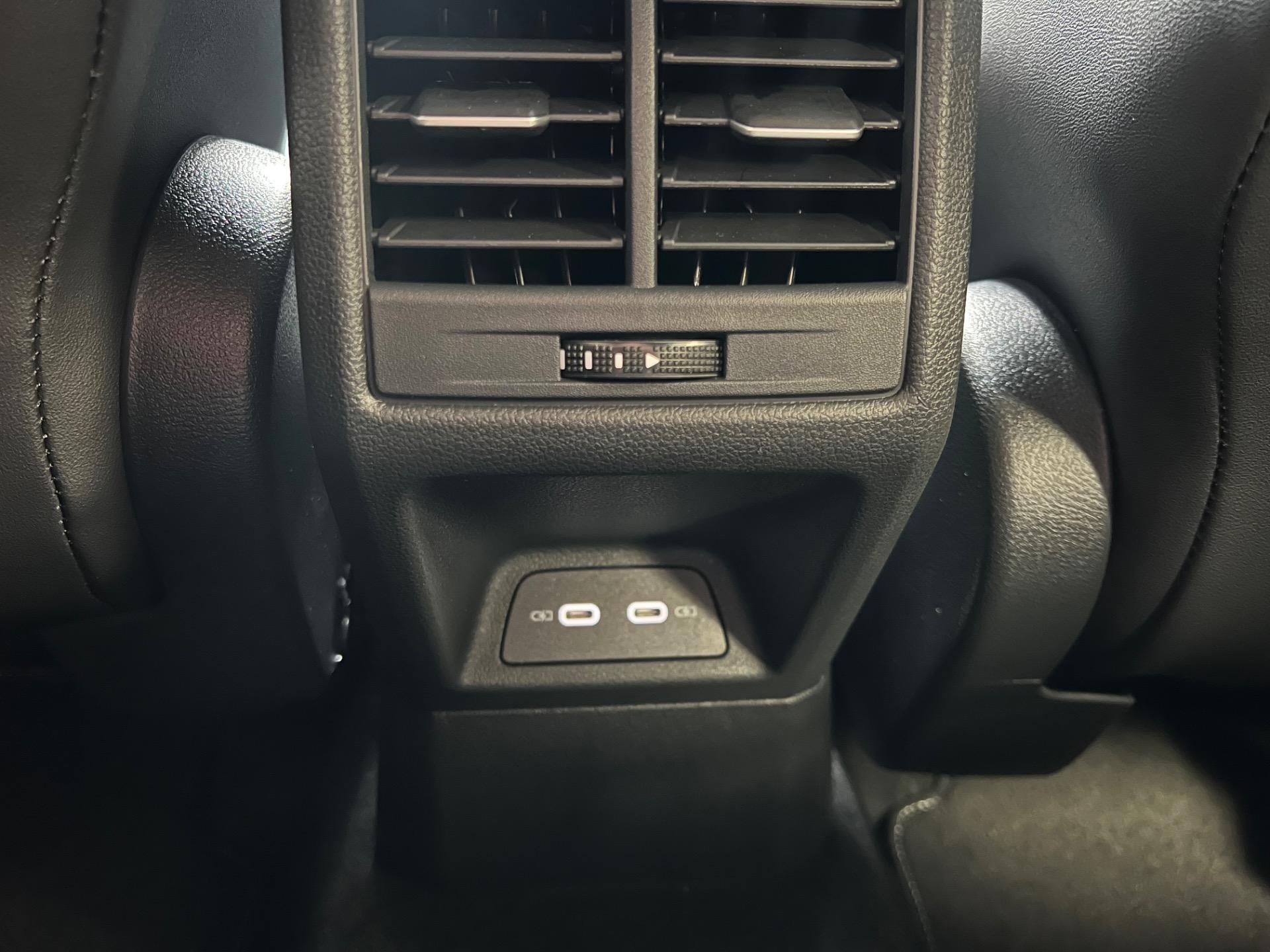 VOLKSWAGEN Nivus - Foto