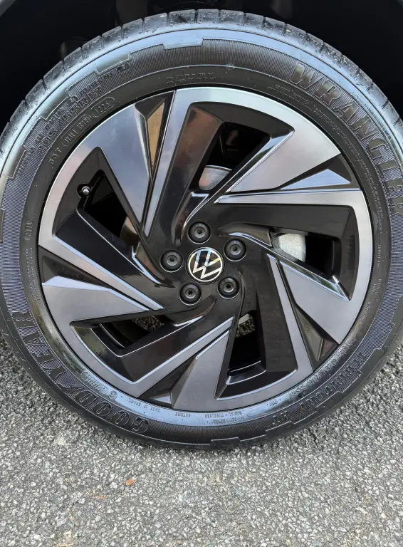 VOLKSWAGEN Nivus - Foto