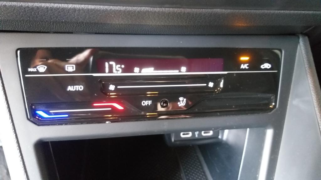 VOLKSWAGEN Nivus - Foto