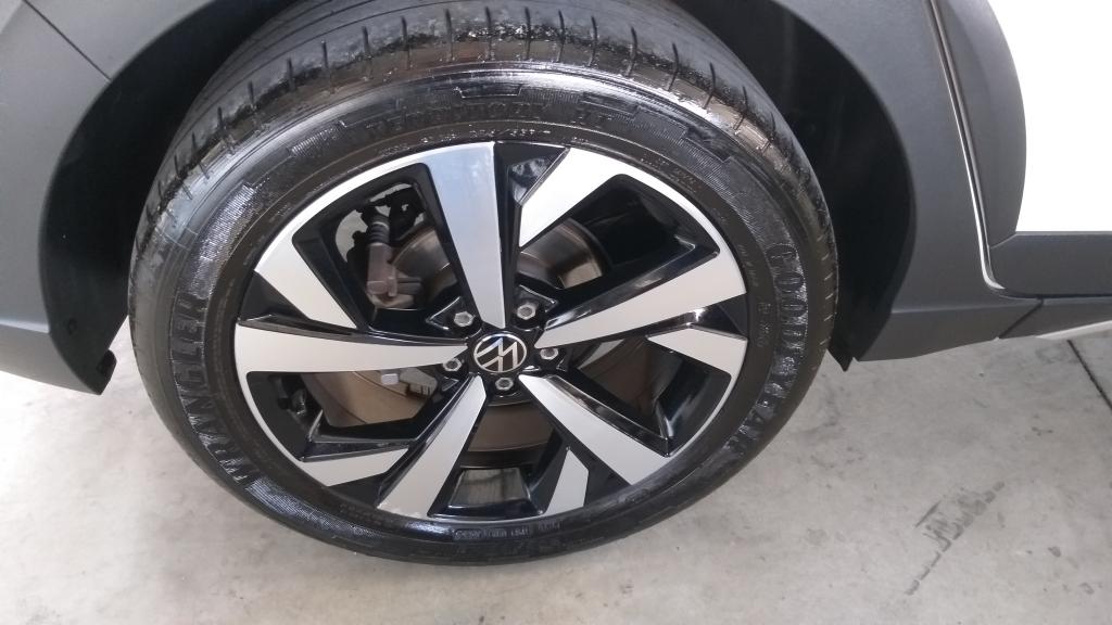 VOLKSWAGEN Nivus - Foto