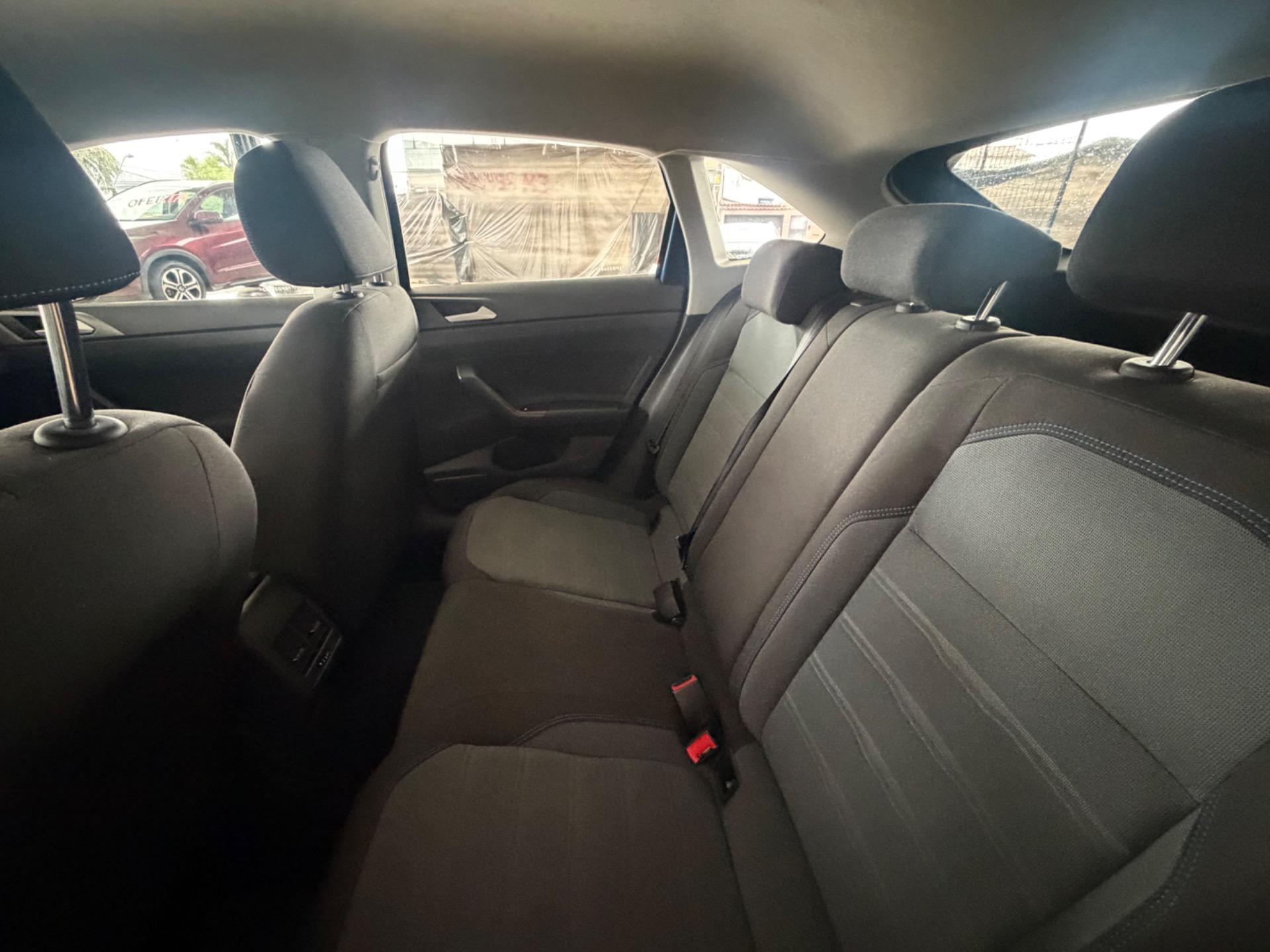 VOLKSWAGEN Nivus - Foto