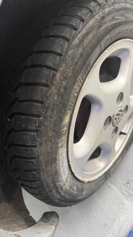 VOLKSWAGEN Parati - Foto