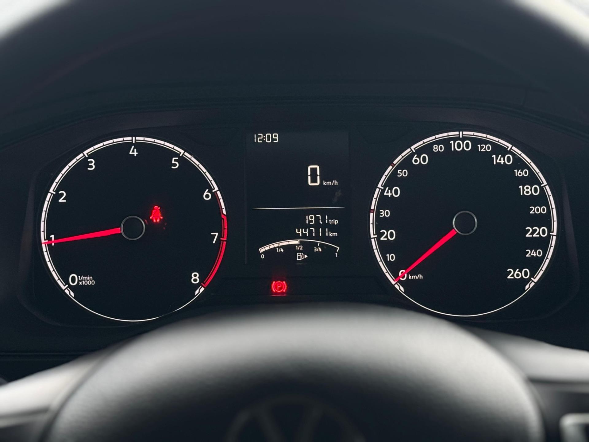 VOLKSWAGEN Polo Hatch - Foto