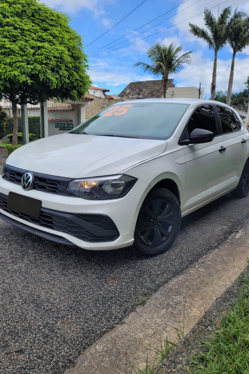 VOLKSWAGEN Polo Hatch - Foto