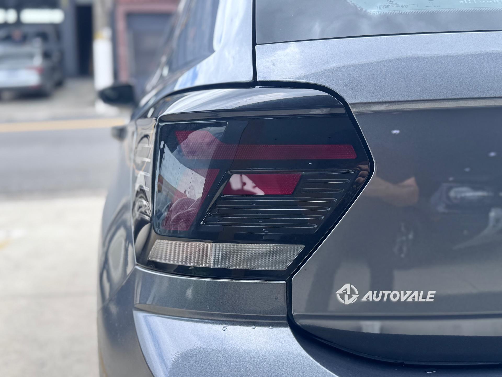 VOLKSWAGEN Polo Hatch - Foto