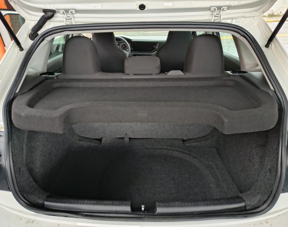 VOLKSWAGEN Polo Hatch - Foto