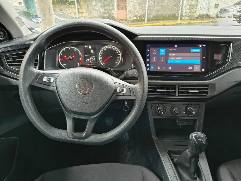 VOLKSWAGEN Polo Hatch - Foto