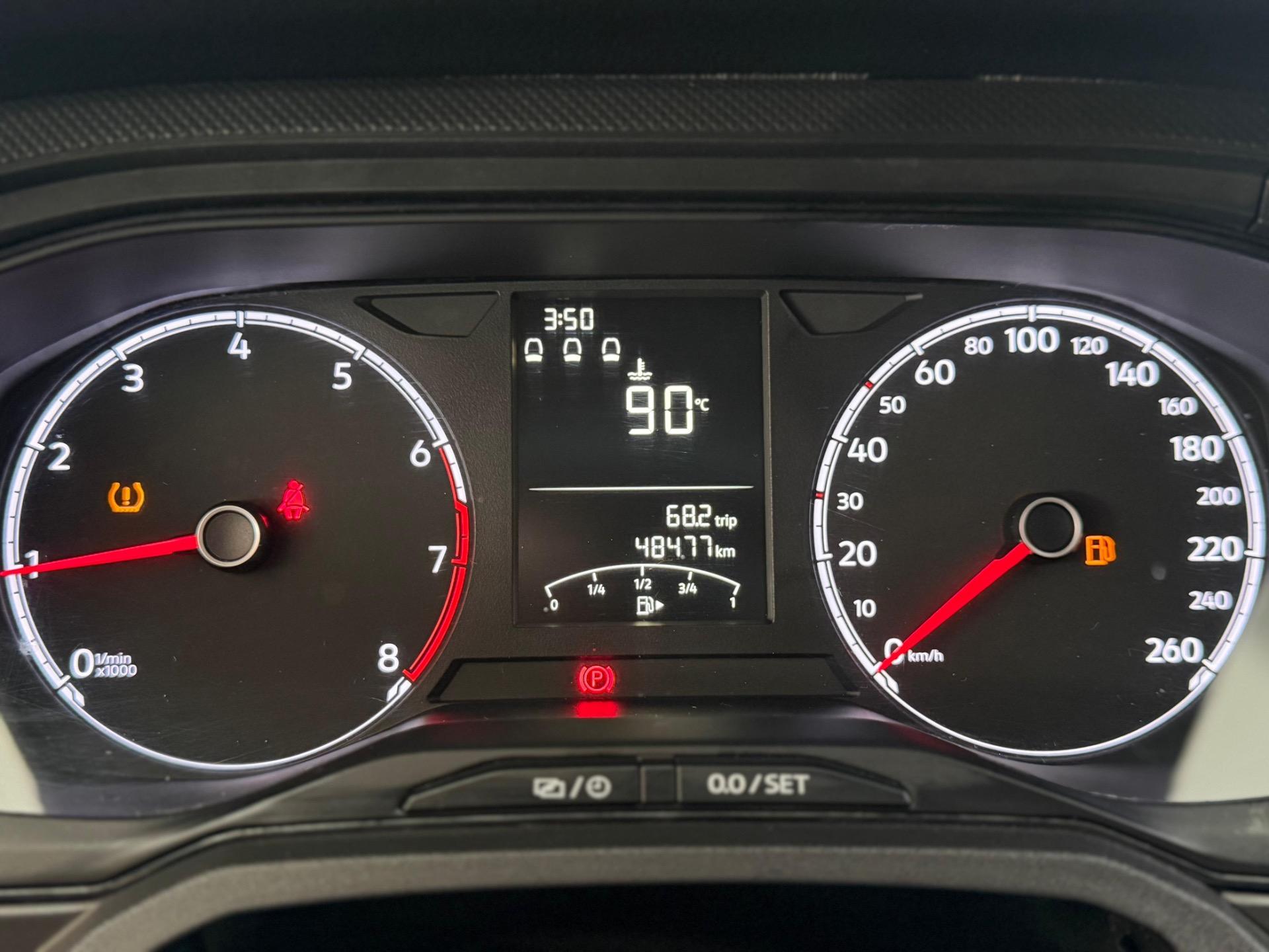 VOLKSWAGEN Polo Hatch - Foto