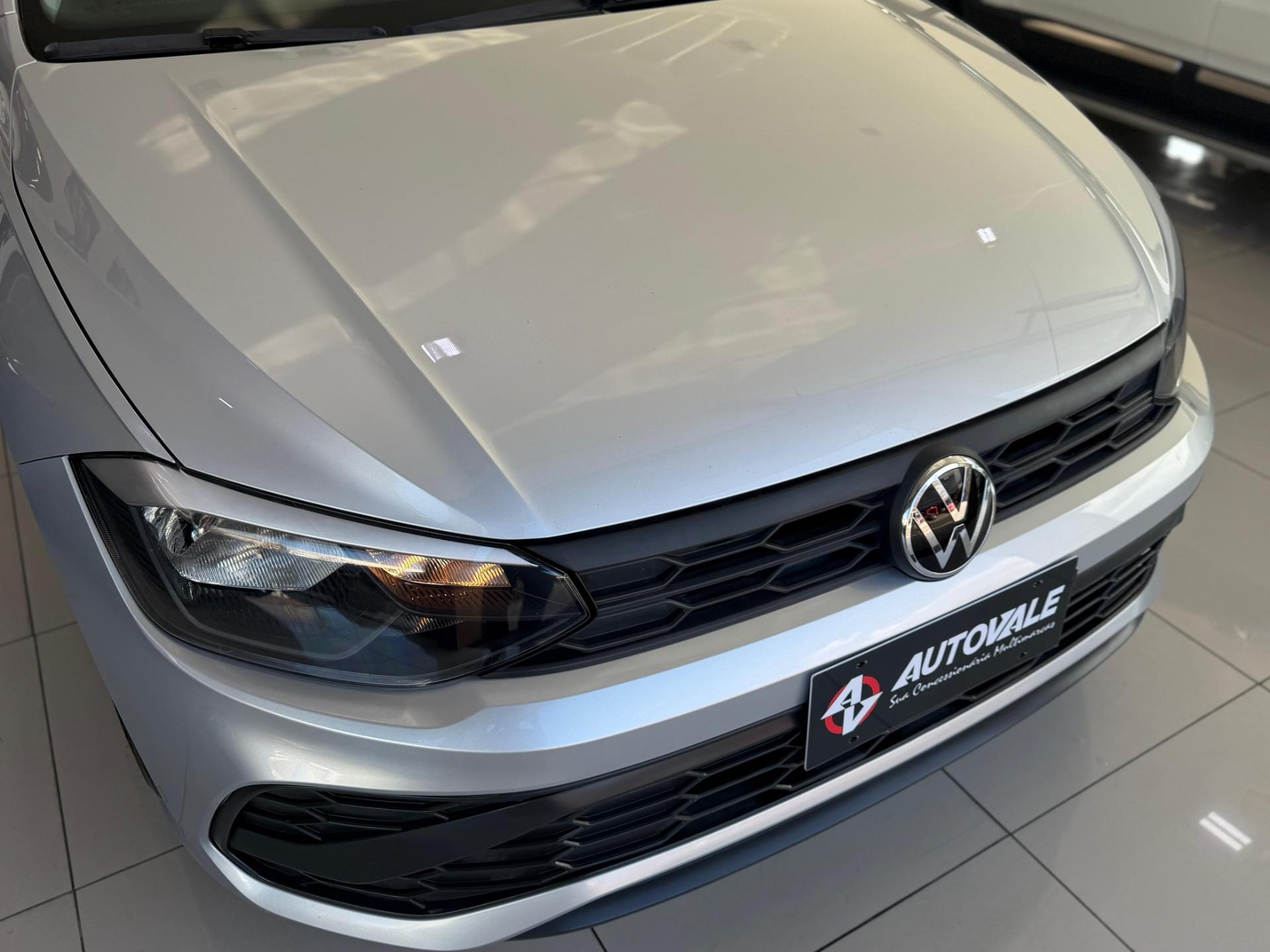 VOLKSWAGEN Polo Hatch - Foto