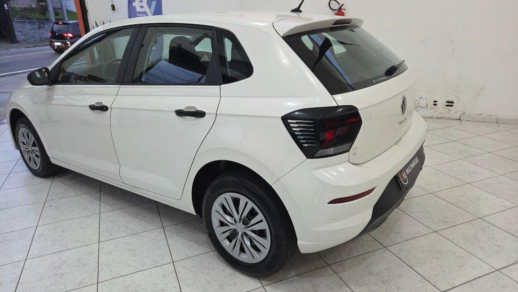 VOLKSWAGEN Polo Hatch - Foto