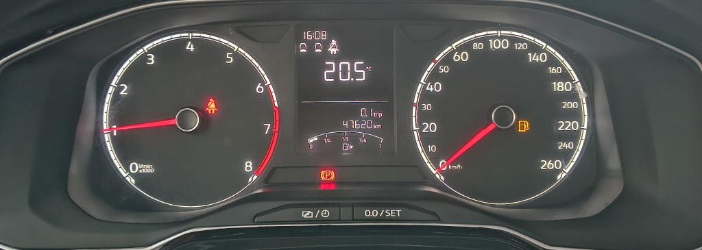 VOLKSWAGEN Polo Hatch - Foto