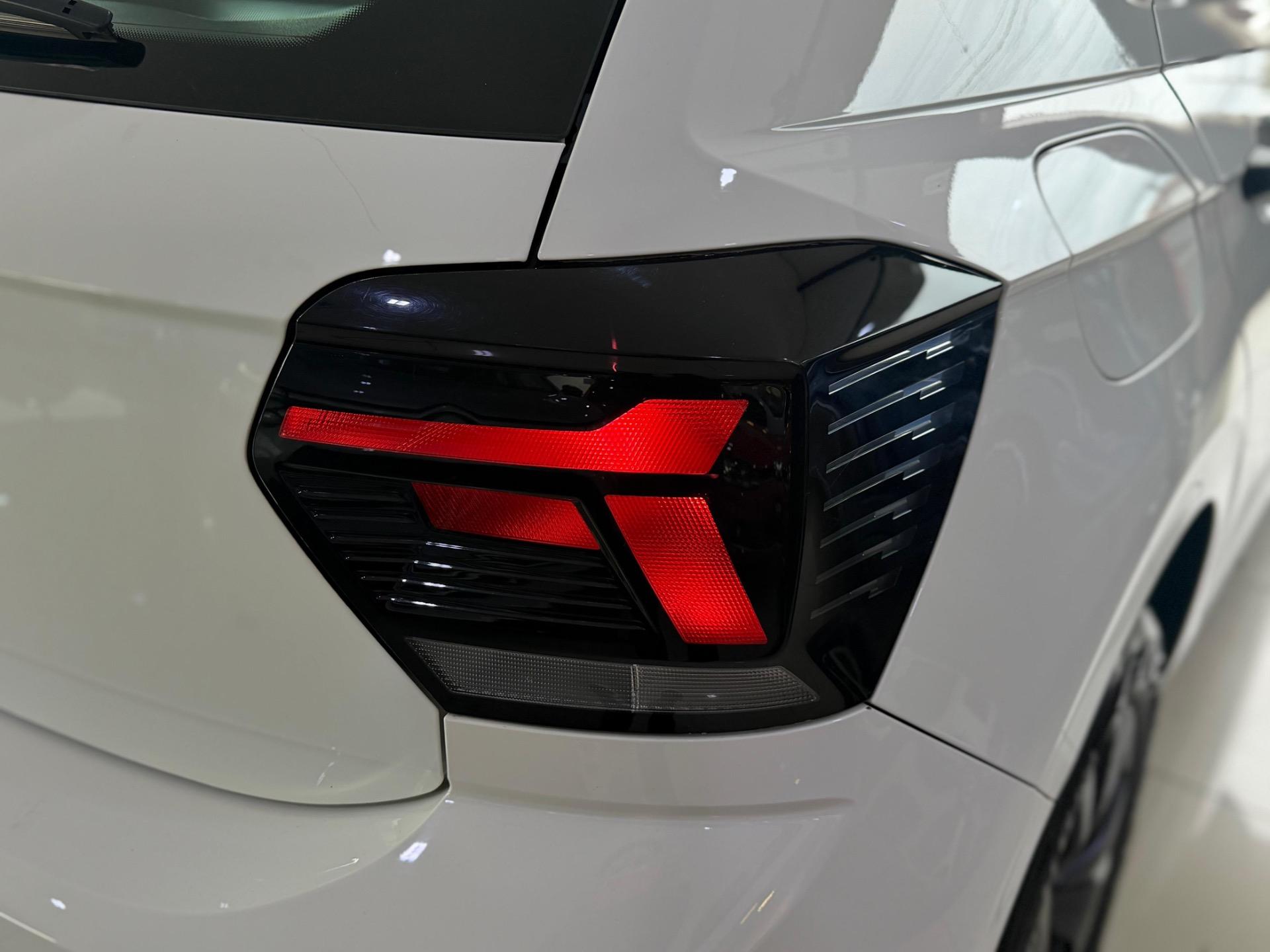VOLKSWAGEN Polo Hatch - Foto