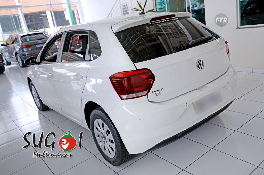 VOLKSWAGEN Polo Hatch - Foto