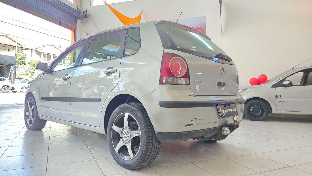 VOLKSWAGEN Polo Hatch - Foto