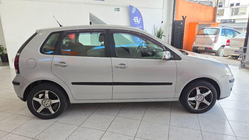 VOLKSWAGEN Polo Hatch - Foto