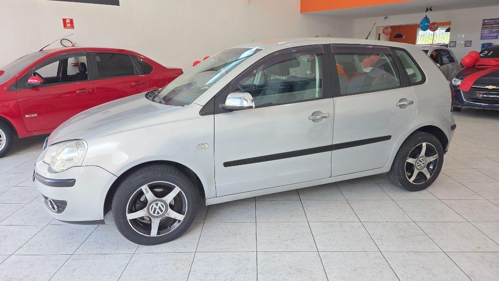 VOLKSWAGEN Polo Hatch - Foto