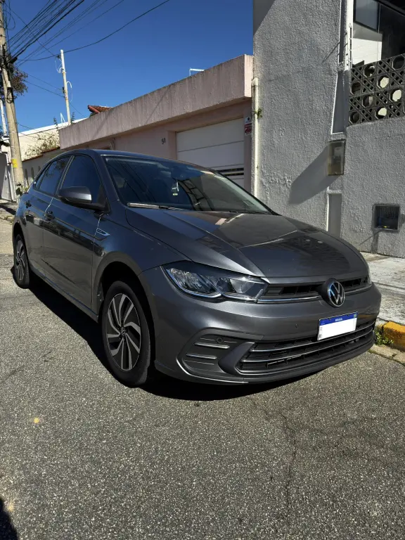 VOLKSWAGEN Polo Hatch