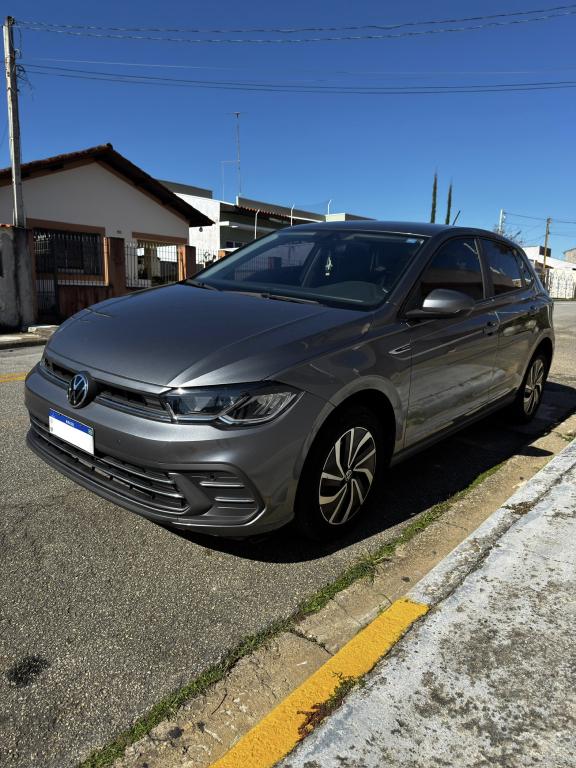 VOLKSWAGEN Polo Hatch - Foto