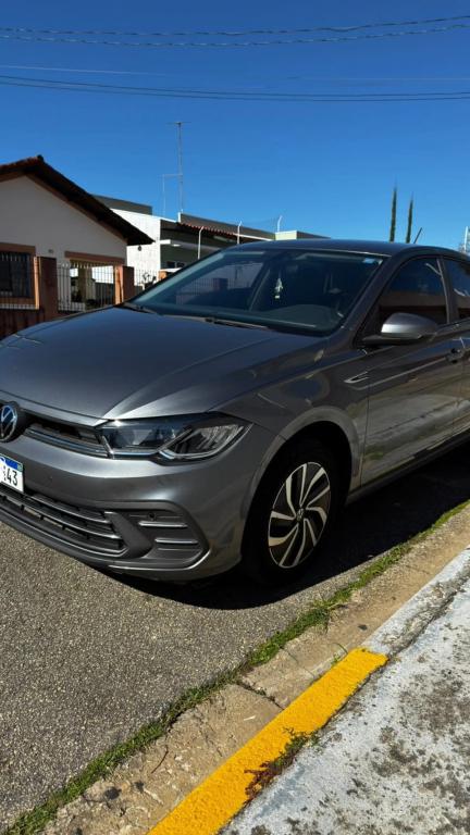 VOLKSWAGEN Polo Hatch - Foto