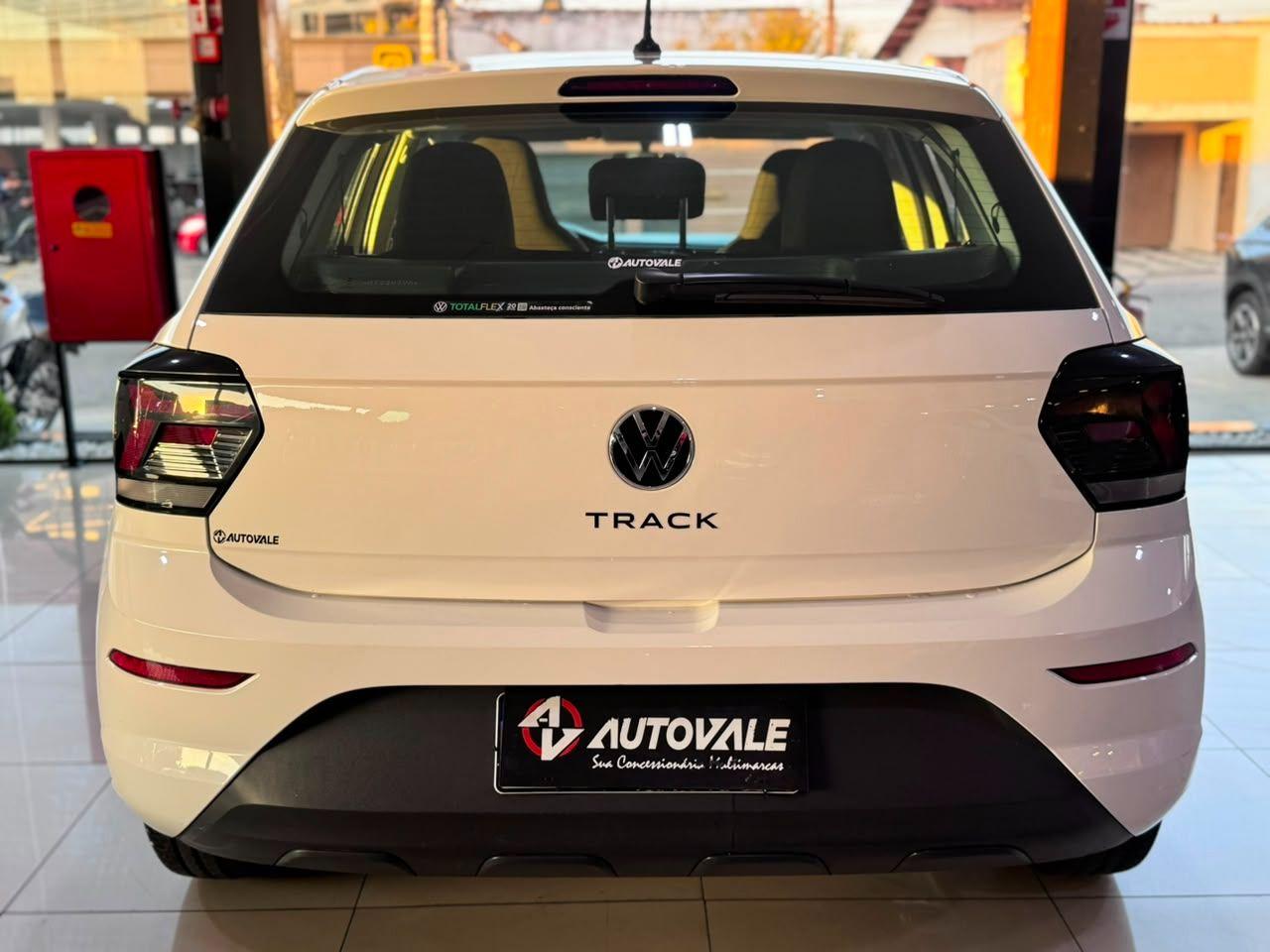VOLKSWAGEN Polo Hatch - Foto