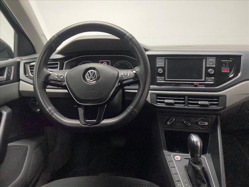 VOLKSWAGEN Polo Hatch - Foto