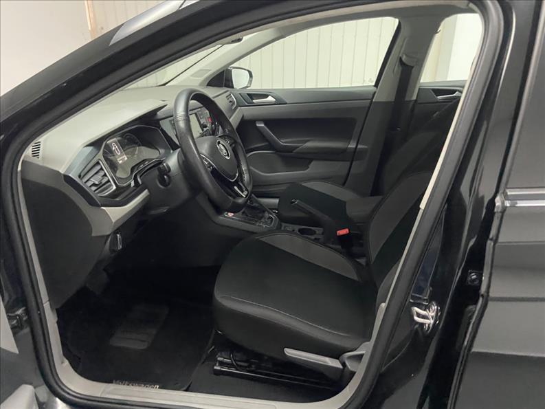 VOLKSWAGEN Polo Hatch - Foto