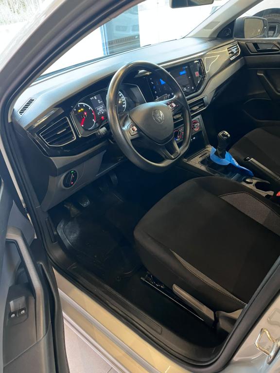 VOLKSWAGEN Polo Hatch - Foto