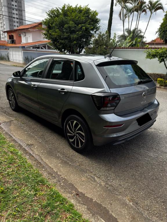 VOLKSWAGEN Polo Hatch - Foto