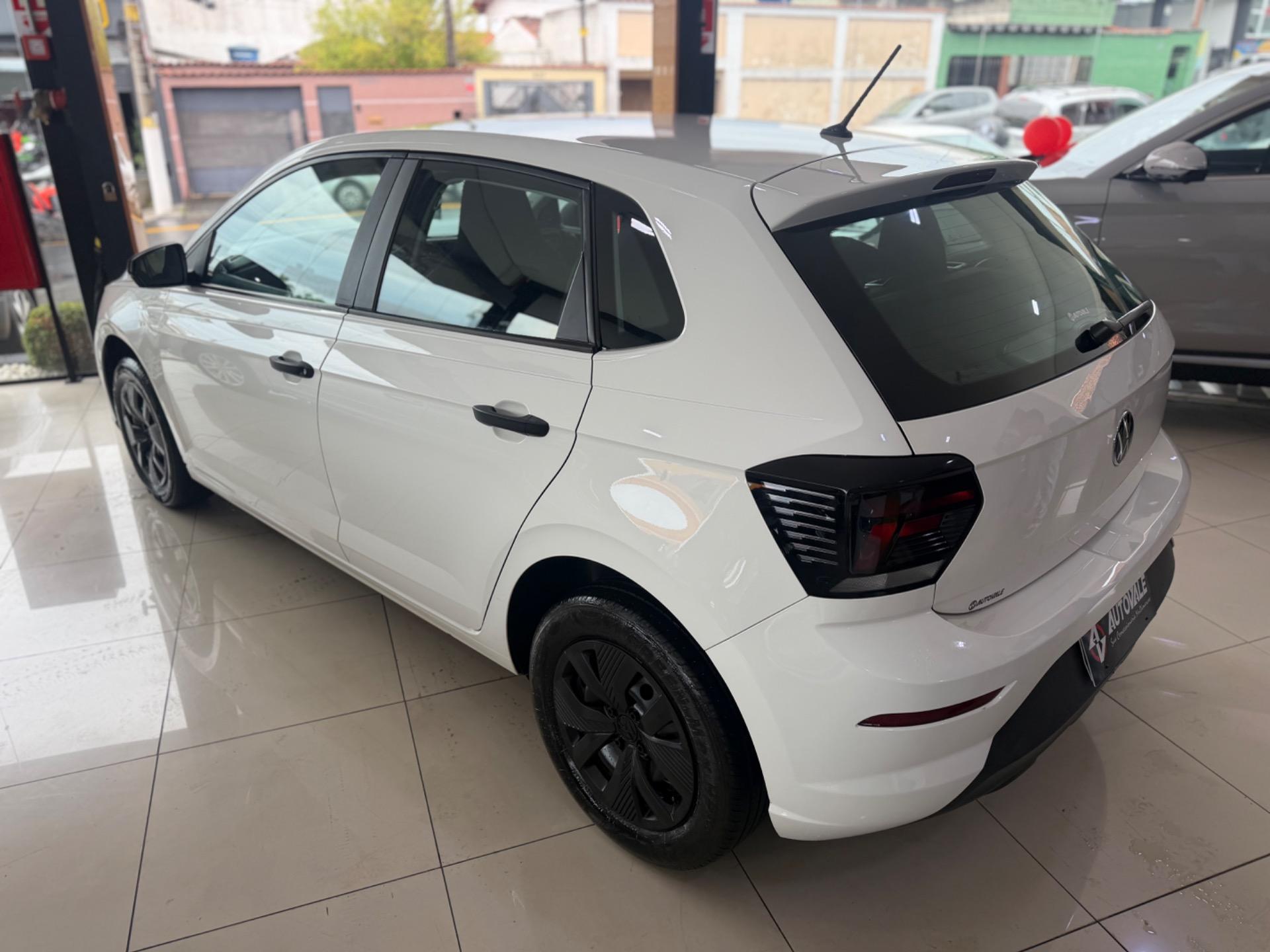 VOLKSWAGEN Polo Hatch - Foto
