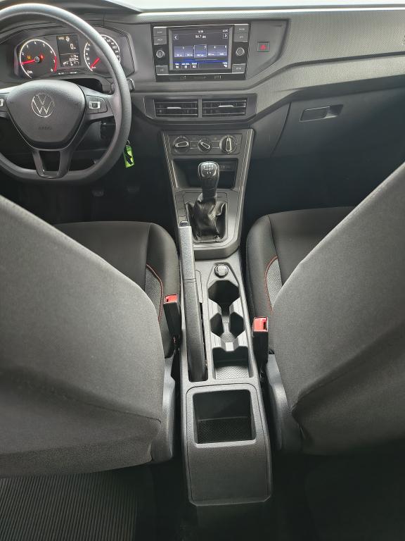 VOLKSWAGEN Polo Hatch - Foto
