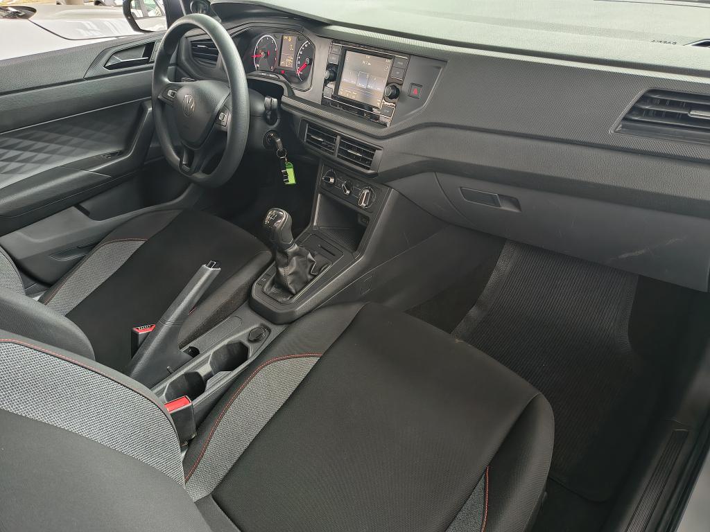 VOLKSWAGEN Polo Hatch - Foto