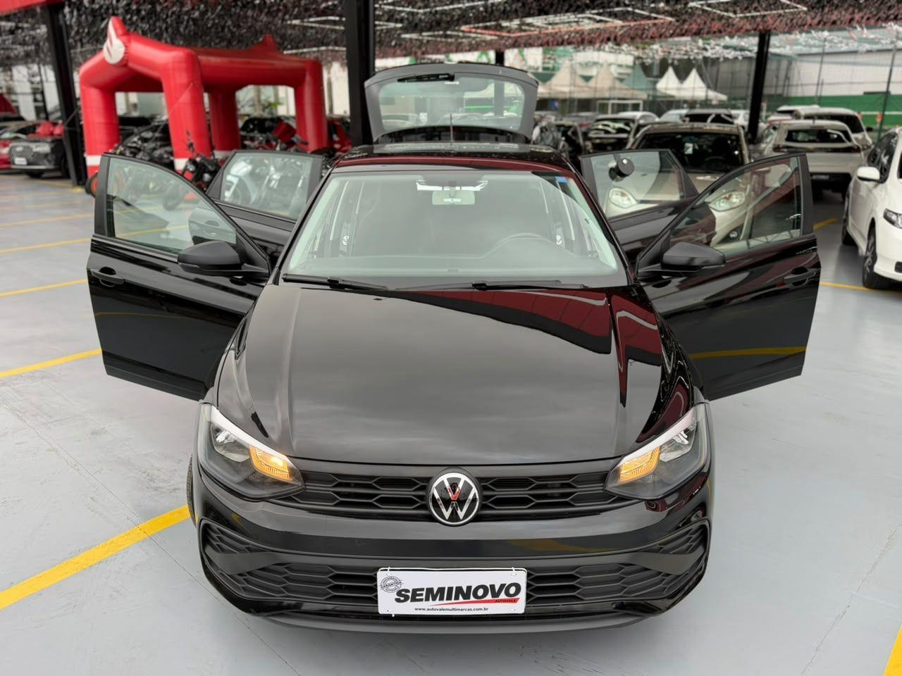 VOLKSWAGEN Polo Hatch - Foto