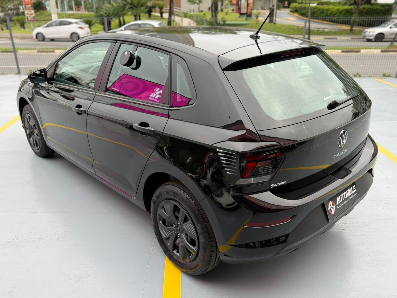 VOLKSWAGEN Polo Hatch - Foto