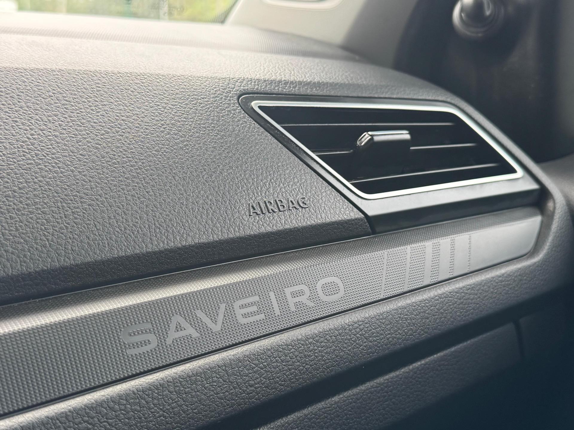 VOLKSWAGEN Saveiro - Foto