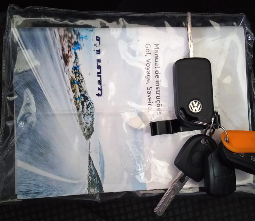 VOLKSWAGEN Saveiro - Foto