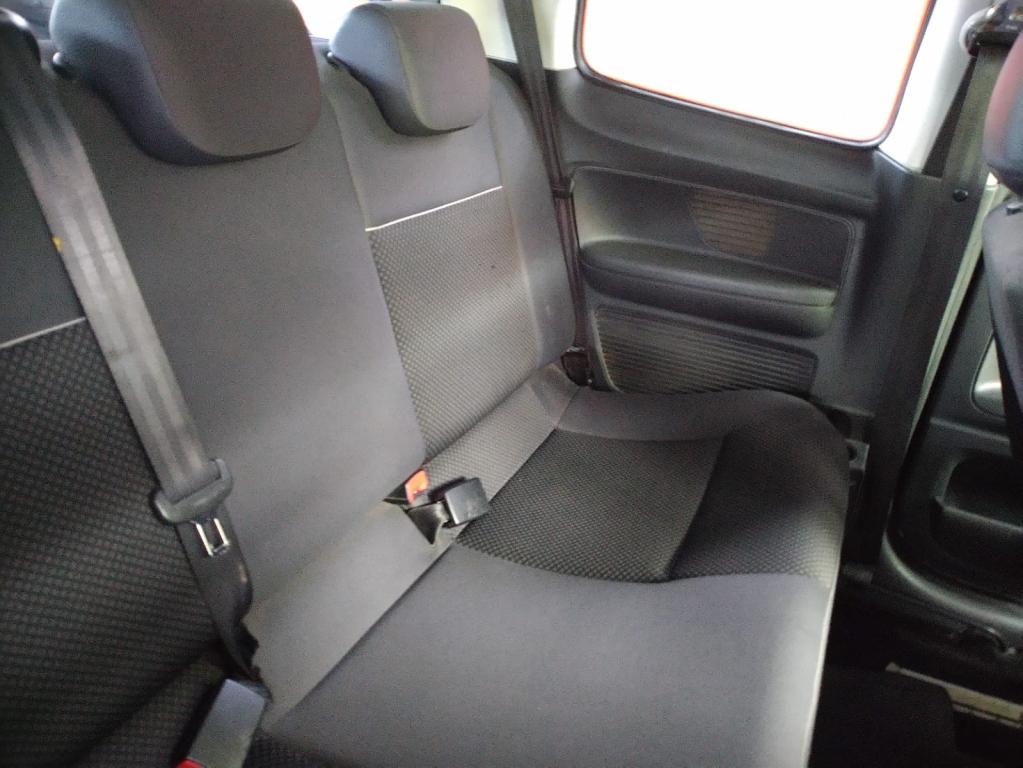 VOLKSWAGEN Saveiro - Foto