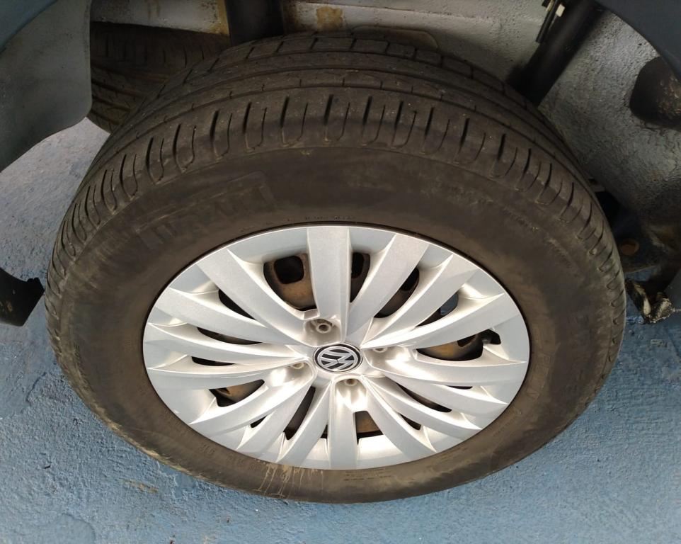 VOLKSWAGEN Saveiro - Foto