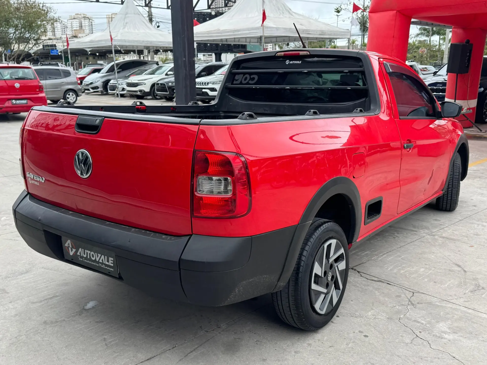 VOLKSWAGEN Saveiro - Foto