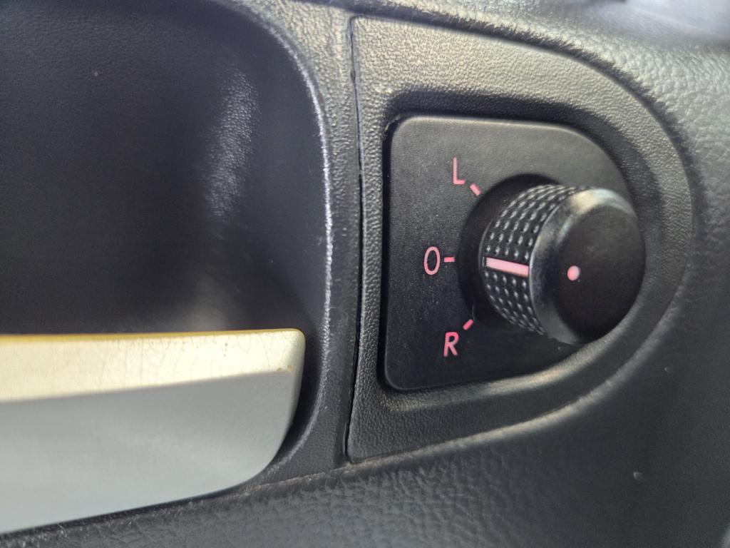 VOLKSWAGEN Saveiro - Foto