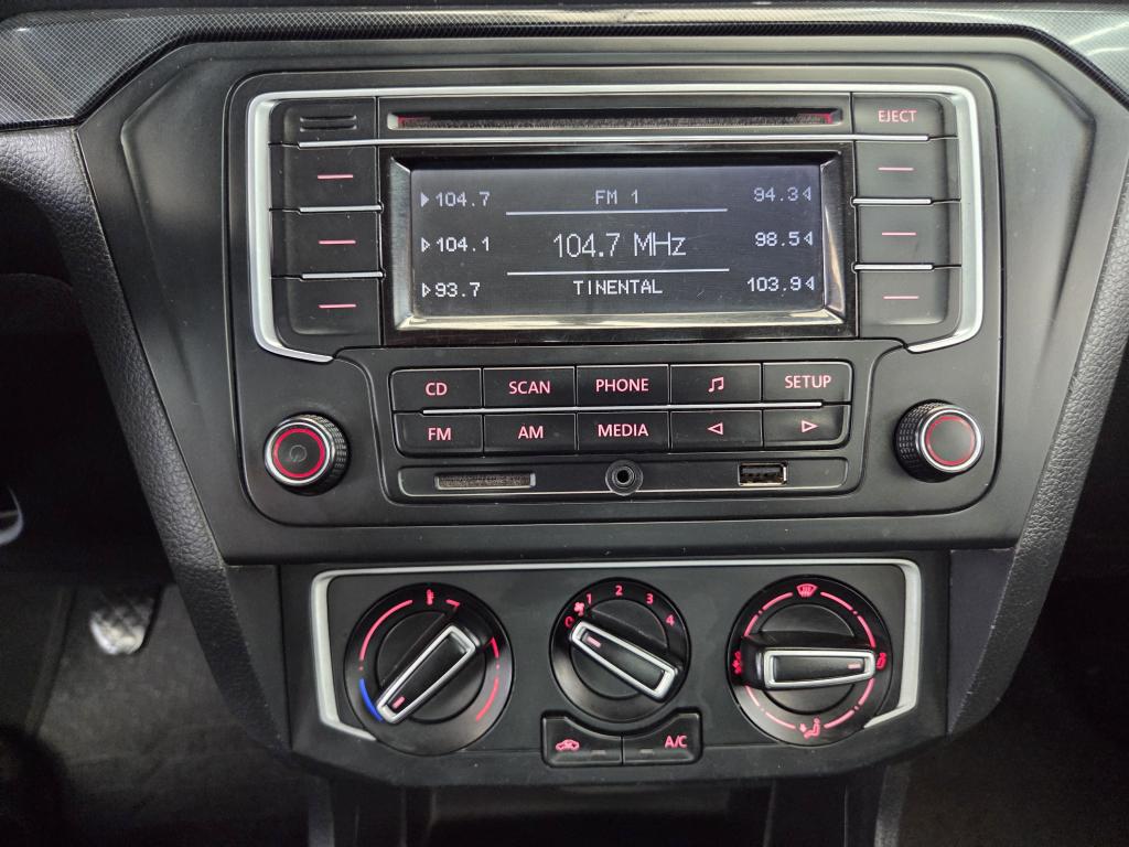 VOLKSWAGEN Saveiro - Foto