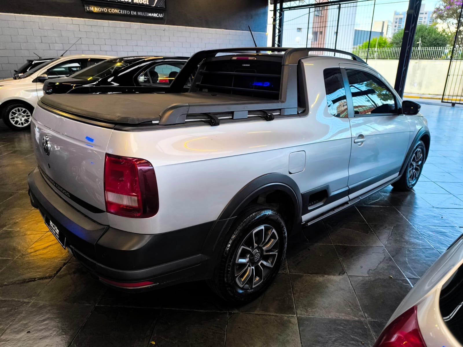 VOLKSWAGEN Saveiro - Foto