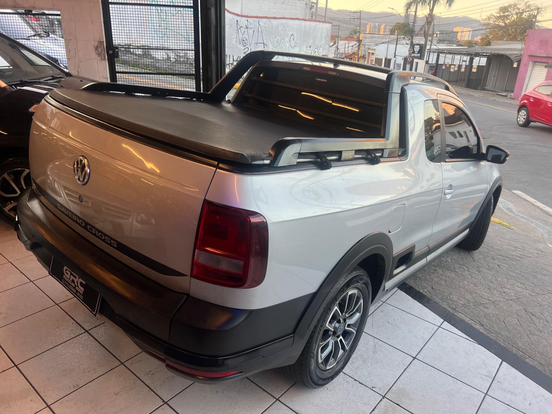 VOLKSWAGEN Saveiro - Foto