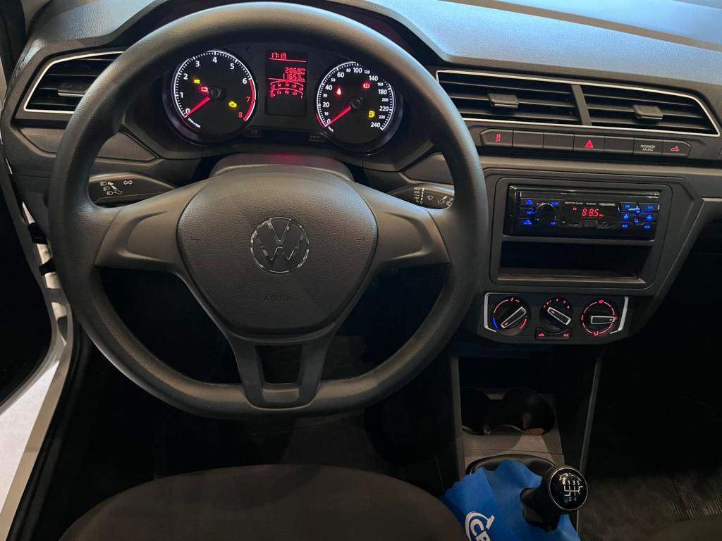 VOLKSWAGEN Saveiro - Foto