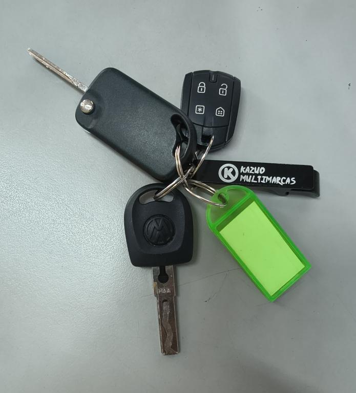 VOLKSWAGEN Saveiro - Foto