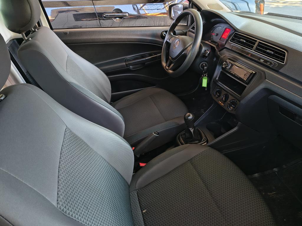 VOLKSWAGEN Saveiro - Foto
